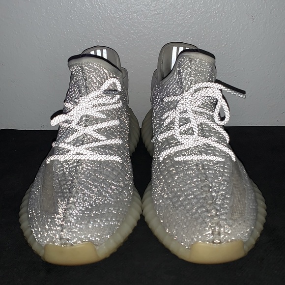 Yeezy Boost 350 V2 ‘ Static Reflective ‘ - Picture 4 of 8